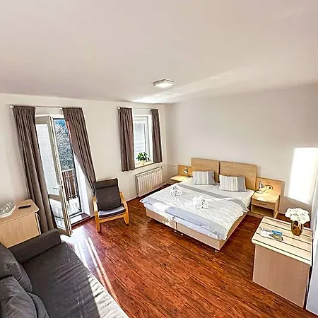 Hotel Reva *