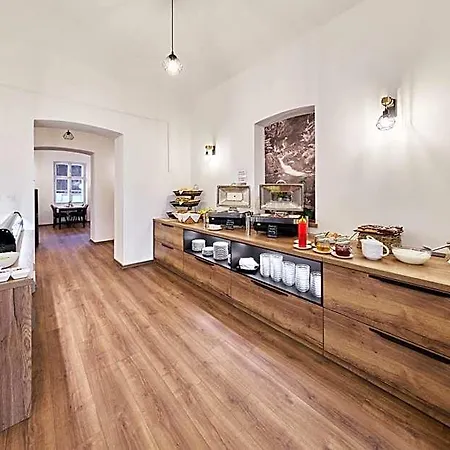 Hotel Reva